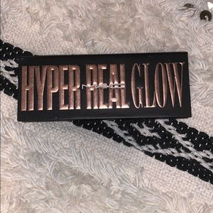 Mac hyper real glow highlight